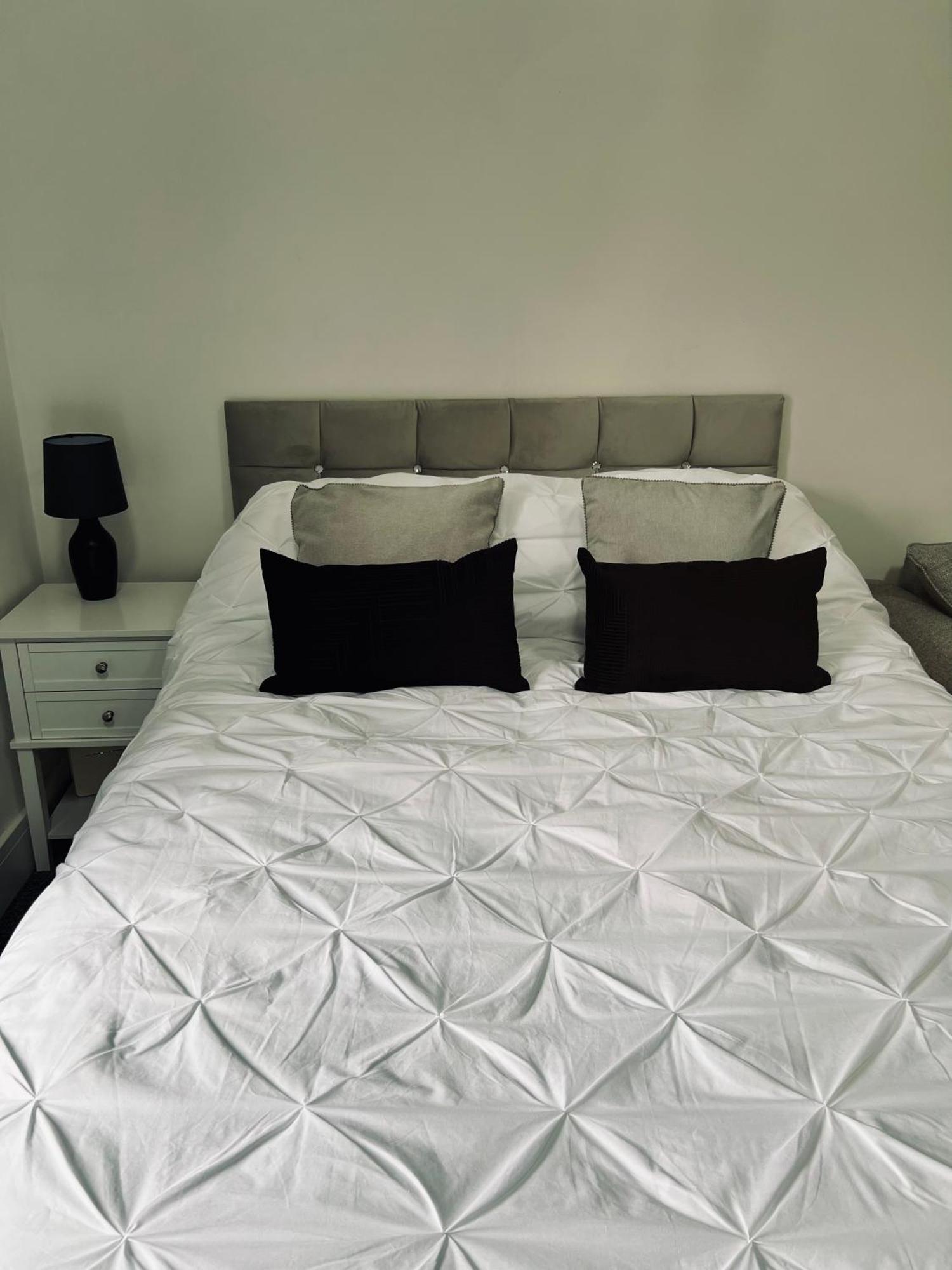 Lewys Tai Bach Villa Aberaman Dış mekan fotoğraf